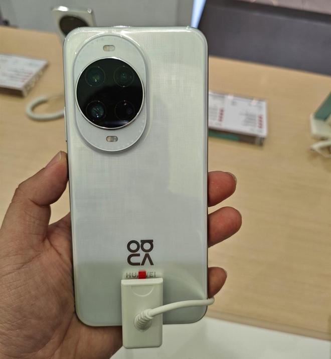 华为Nova14系列线下上手体验：不吐不快说说真实感受(图6)