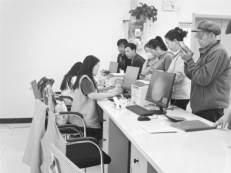 培训强技能 岗位送上门——积石山县以精准就业服务助力搬迁群众安居乐业-新华网(图3)