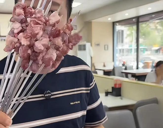 郑州饸饹面事件反转：老板闭店跑路六大谎言、四大黑料被曝光！(图2)