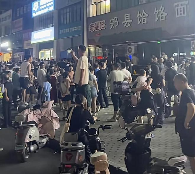 郑州饸饹面事件反转：老板闭店跑路六大谎言、四大黑料被曝光！(图10)