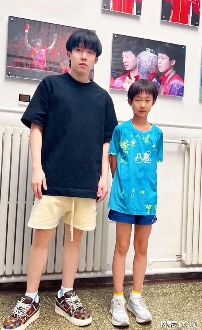 衣锦还乡！王楚钦端午节回母校先农坛丝毫不受绯闻影响