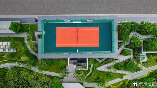 与世界同频：未来天奕联袂WILSON威尔胜启幕中原顶配运动生活馆(图2)