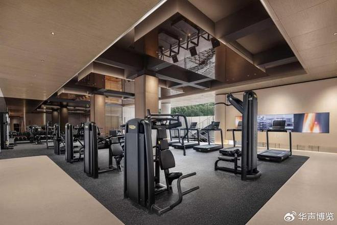 与世界同频：未来天奕联袂WILSON威尔胜启幕中原顶配运动生活馆(图5)