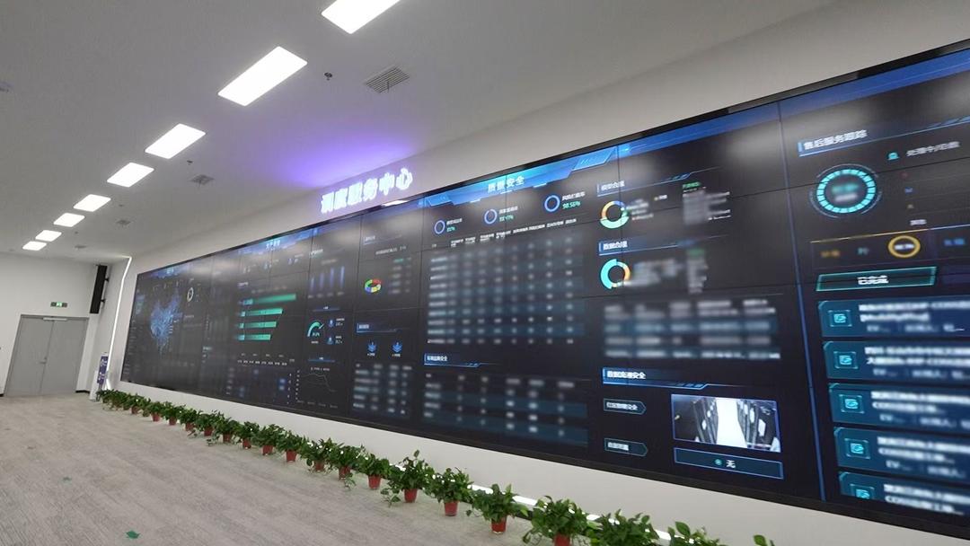 流水线开跑大模型量产！走进浪潮探访国内首个人工智能模型工厂(图2)