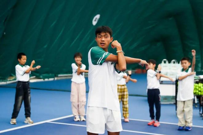 以网球为媒中网公益为青少年挥出梦想第一拍(图6)