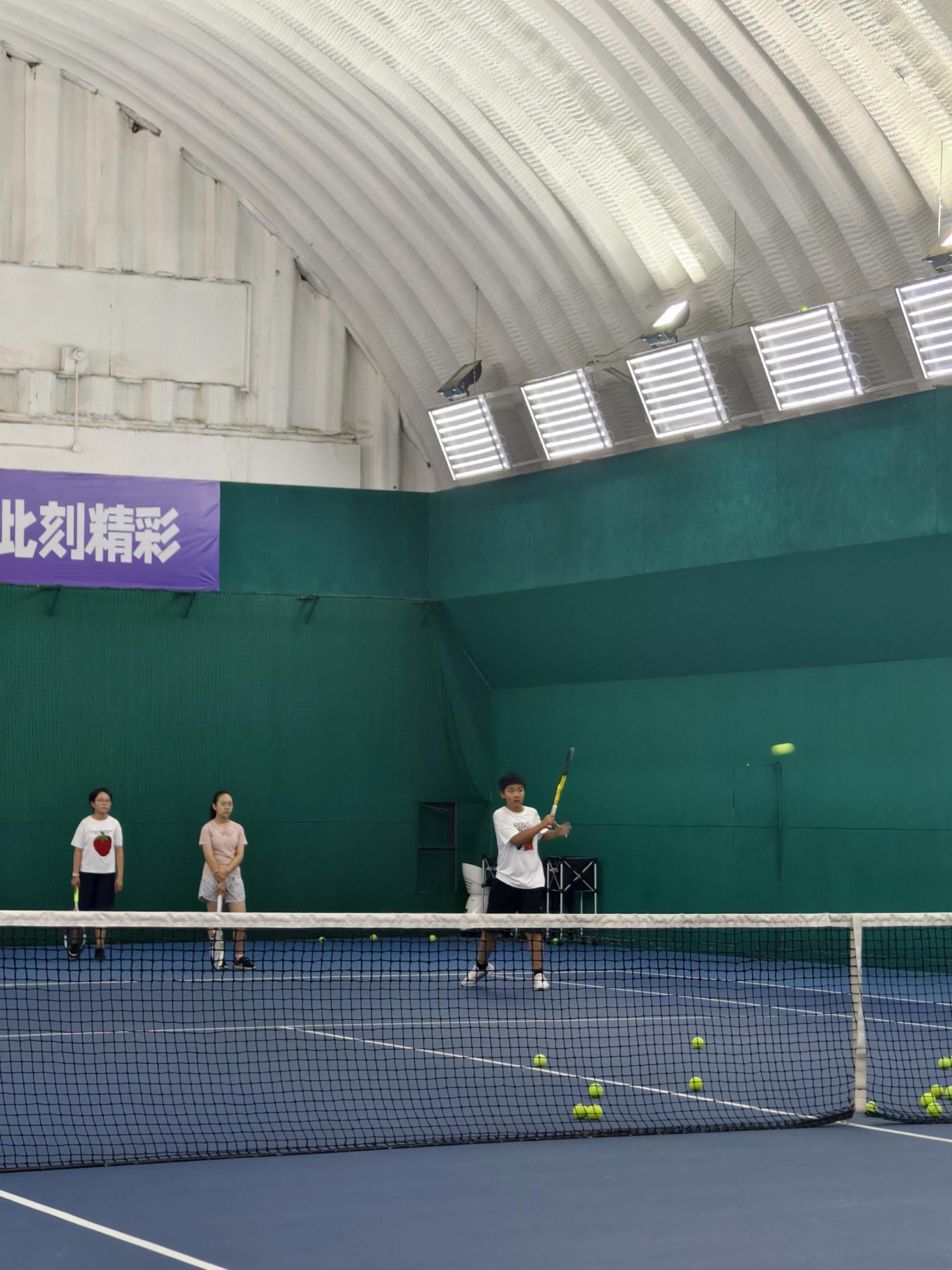 巅峰加冕！2025成都青少年网球年终总决赛男女冠军出炉