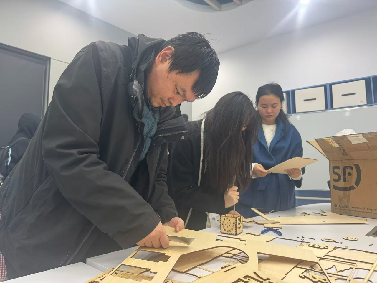 九江市第四期人工智能教育实践指导教师培训圆满结束(图2)