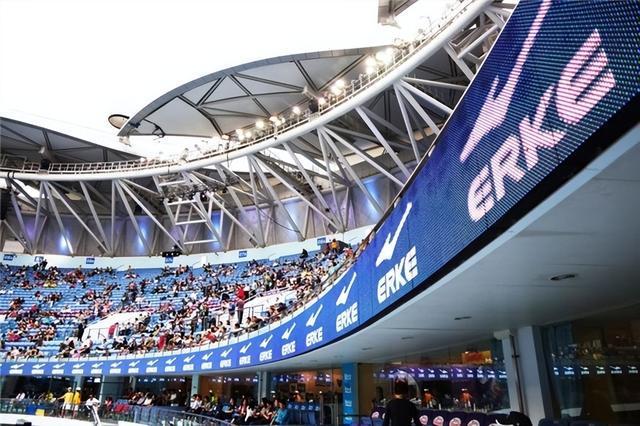 国货品牌助力顶级网球赛事：鸿星尔克成为2025WTA年终总决赛官方赞助商(图4)