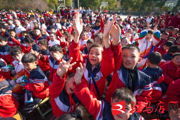 西平县第五中学“阳光杯”运动会展现素质教育新图景(图8)
