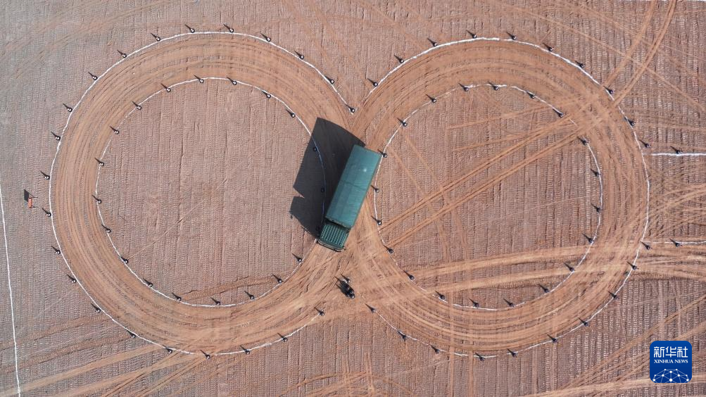 全军部队开展新年度军事训练(图7)