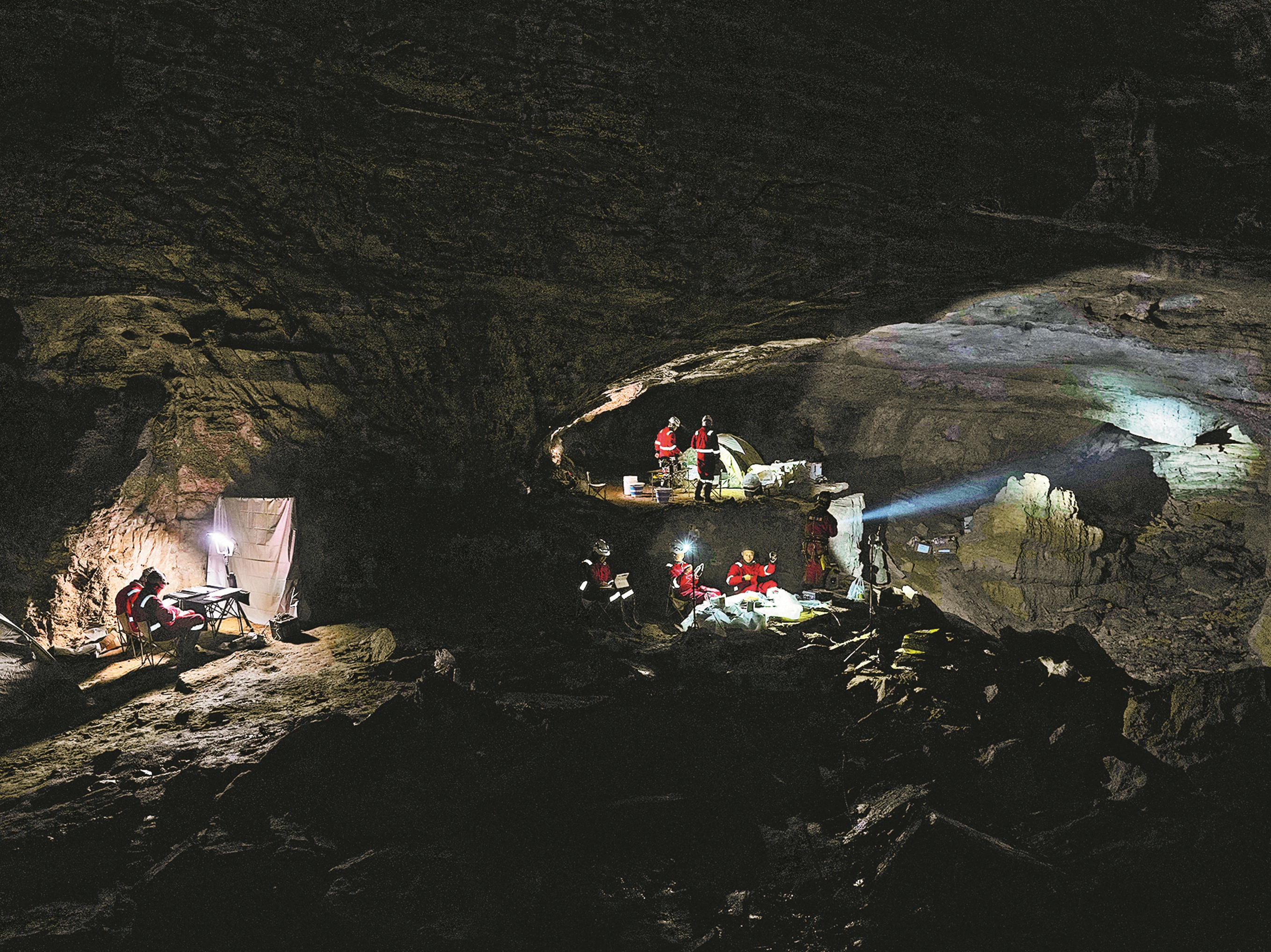 我国首次航天员洞穴训练背后的故事