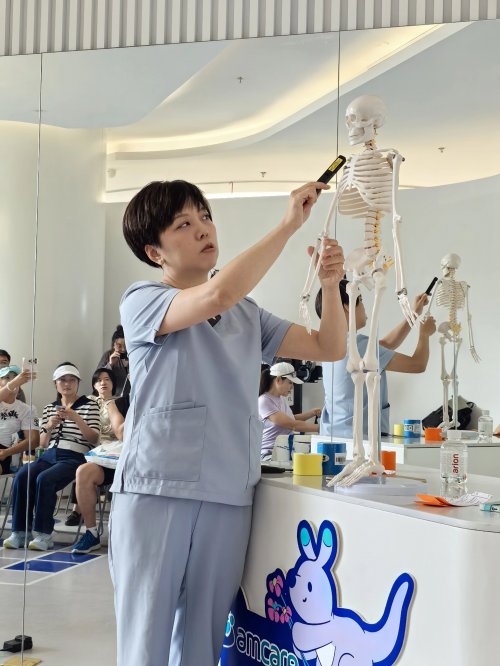 运动康复领域的 “定心丸” 胥皞：以专业与温度守护重返运动之路(图2)