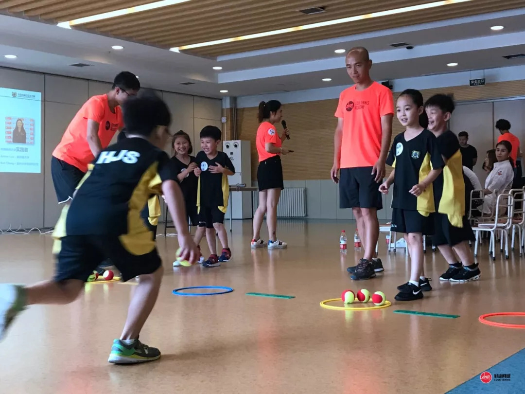 网球的乐趣与室内馆设施